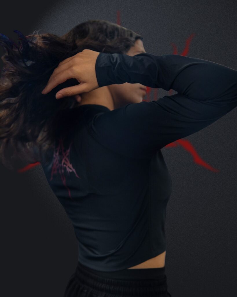 Women’s Full Sleeve Compression Crop Top